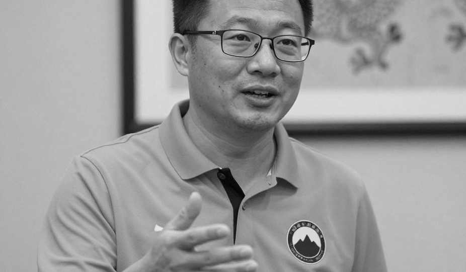 Kỷ luật xác minh: Khi nhà phân tích chiến thuật buộc phải nói "chưa đủ dữ liệu"